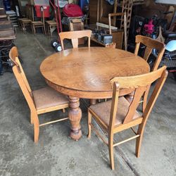 Antique Round Oak Table