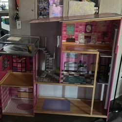 Barbie House 