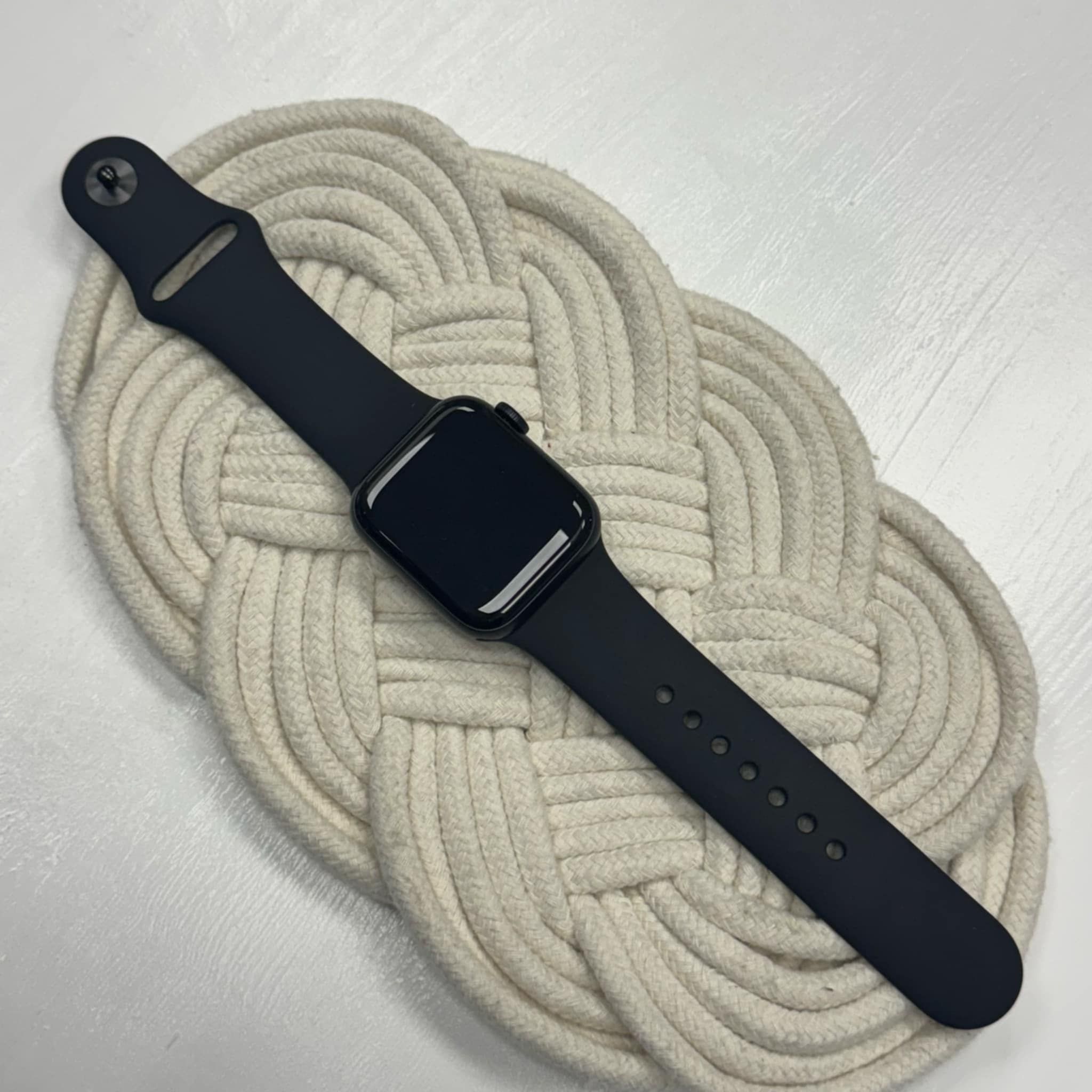 Apple Watch SE 2nd Generation Smartwatch - Pay $5 DOWN AVAILABLE - NO CREDIT NEEDED