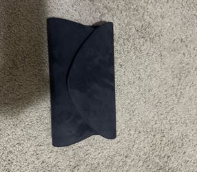 Black purse