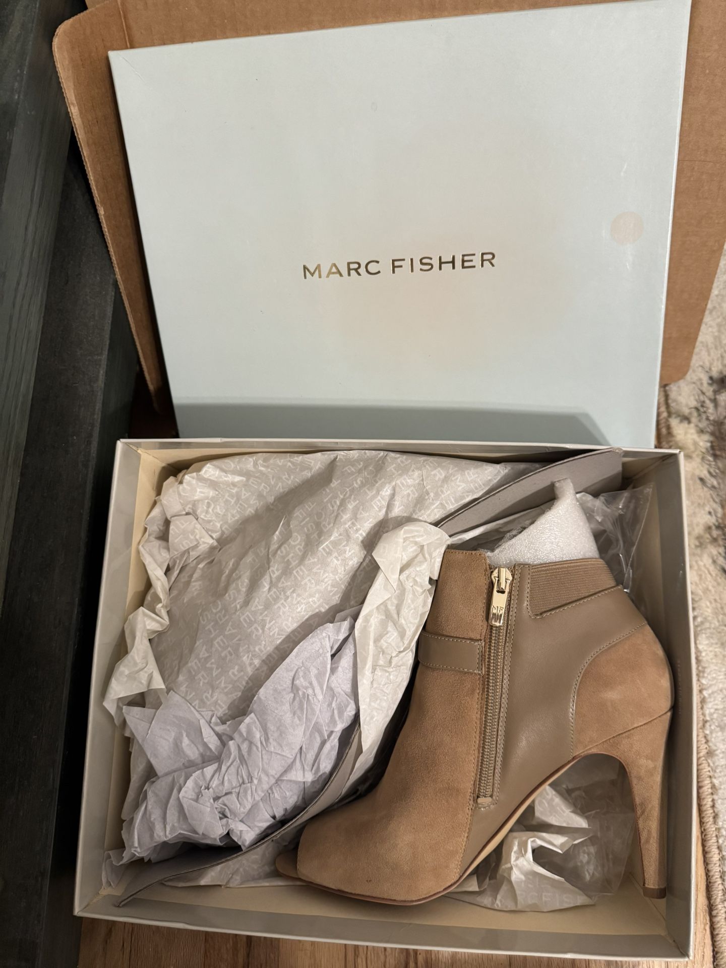 Marc Fisher Suede SHIMMEE Pump Heels Size 9 $25