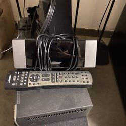 Bose model PS28 3 powered speaker system