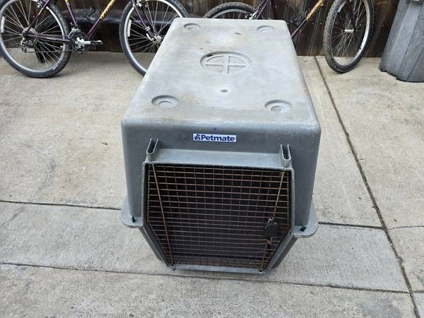 XL Petmate Dog Kennel