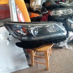 2013 - 2015  Honda Accord Right Headlight