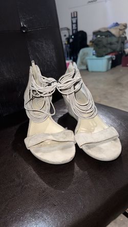 Suede tan heels Size 7
