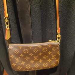 Louis Vuitton  Monogram Pochette Hand Bag Authentic 