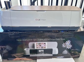 Cricut Maker Cutting Machine (Champagne) - Used