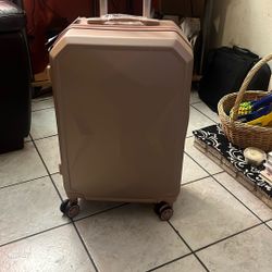 24 Inches (medium) Check In Travelers Luggage 