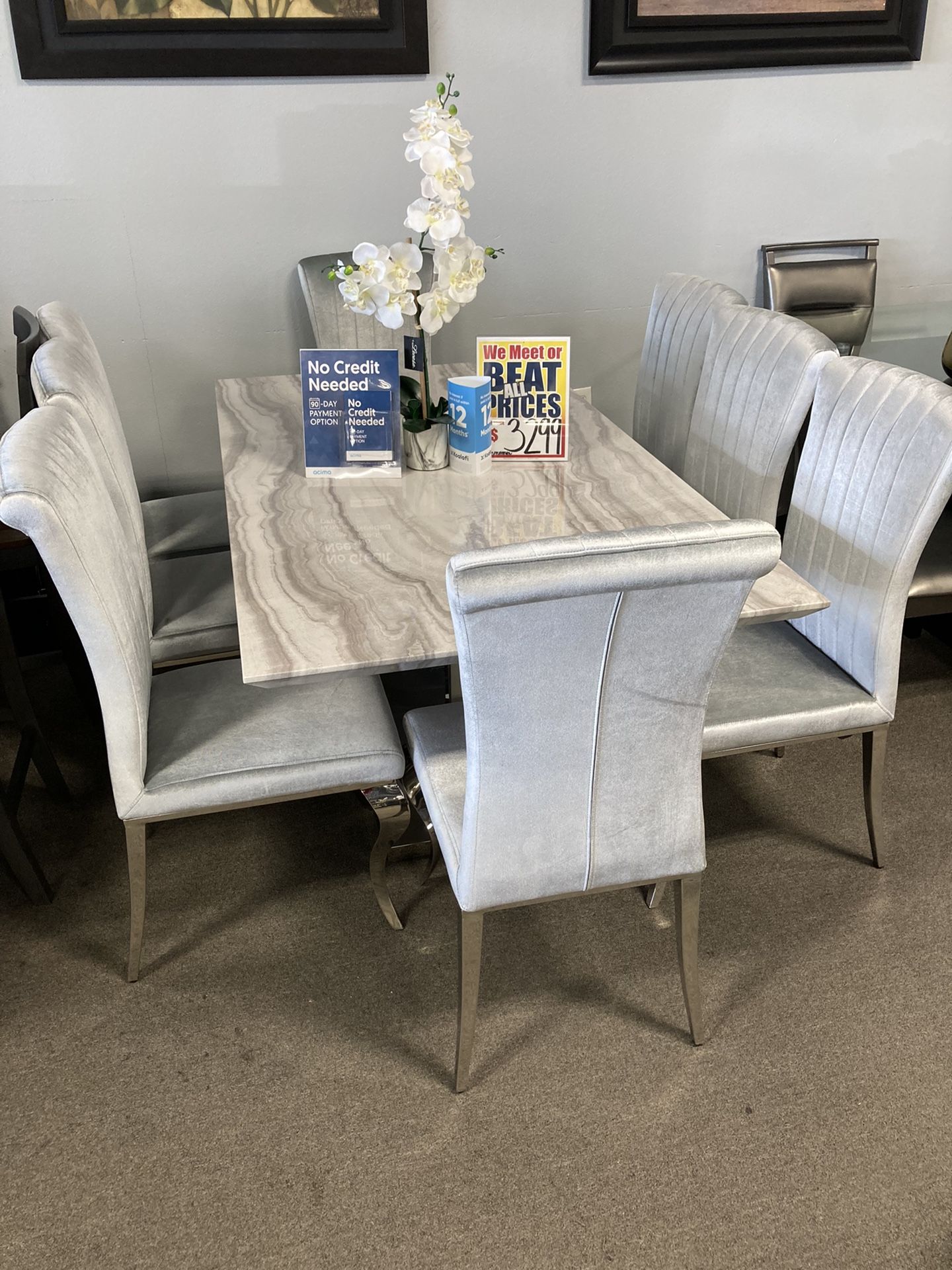 Gorgeous Dining Set ✨💙 Easy Financing Available ✨✅