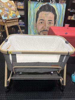 Maydolly Baby bedside bassinet