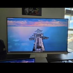 Samsung M80C 32" 4K UHD Smart Monitor w/ Streaming TV - Warm White
