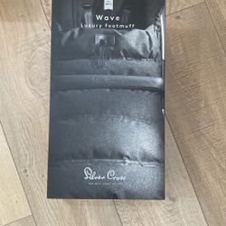 Wave Luxury Footmuff Silver Cross - Brand New 