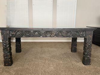 Dining Room Table and Chairs