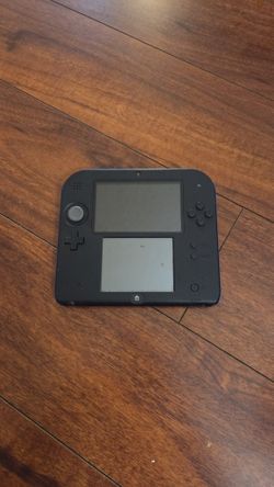 Nintendo 2DS Black Blue + Mario Kart 7 Game – Untested, As-Is, No Charger