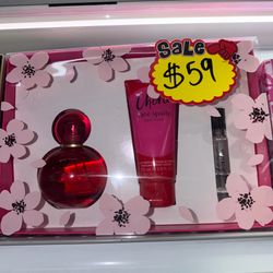 kate spade new york Cherie 3 Piece Eau de Parfum Gift Set (Eau de Parfum Spray, Perfumed Body Lotion, Travel Spray) perfume para mujer