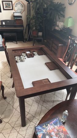 Gaming table