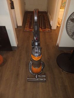 Dyson DC25