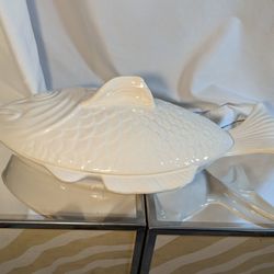 Large Vintage Platter With Lid by Cali Fish Tureen 22 Inches Long