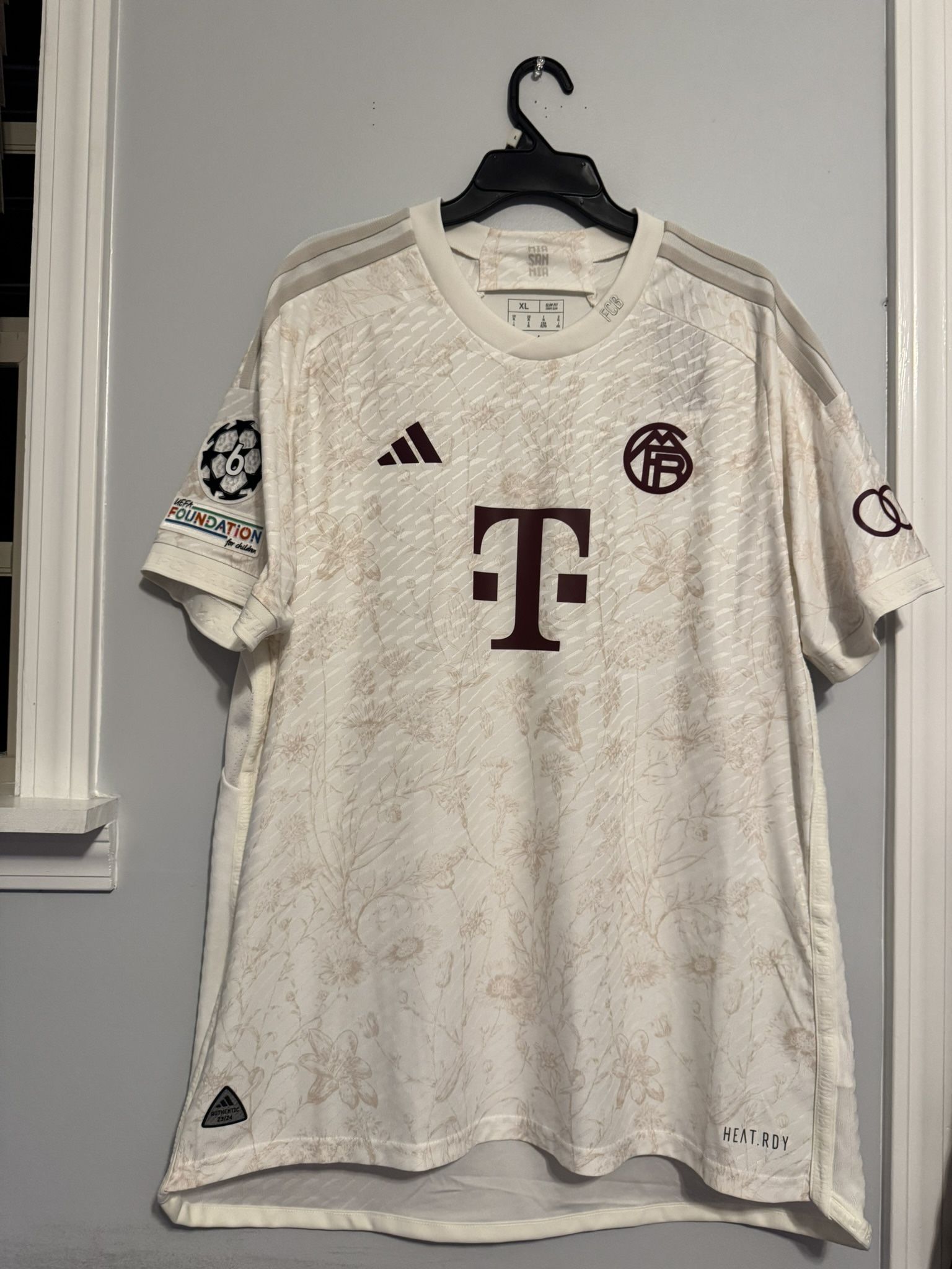 #42 Jamal Musiala FC Bayern Munchen UCL 23/24 Heat Rdy Authentic Jersey