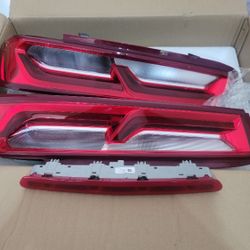 2016 - 2019 Chevy Camaro Tail Light 