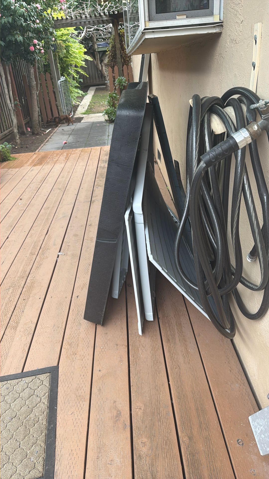 Large Plastic dog House