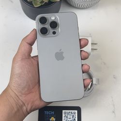 iPhone 15 Pro Max 256Gb Unlocked