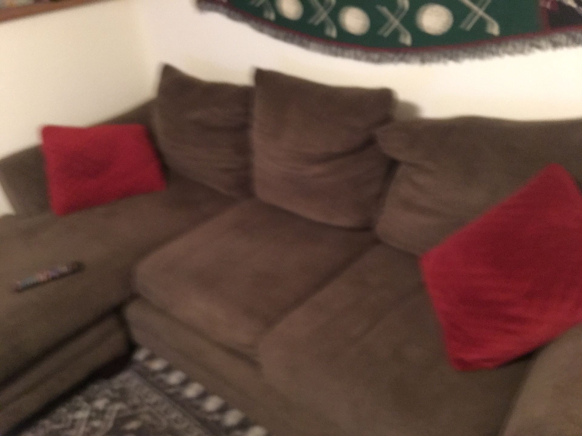 Couch w/ throw pillows