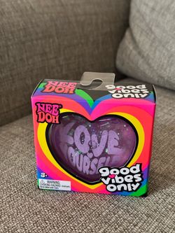 Needoh good vibes hearts