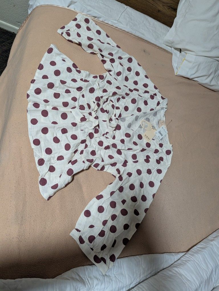 Nice Blouse W/Polka Dots