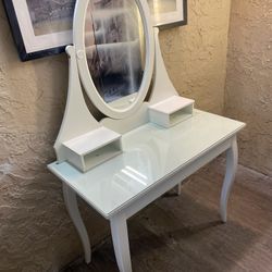 ikea dressing table Isabelle main image 0