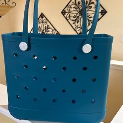 Beach Bag With Matching Towels 