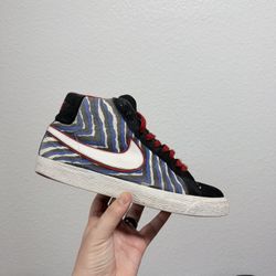 Nike Blue And White Vintage Blazer