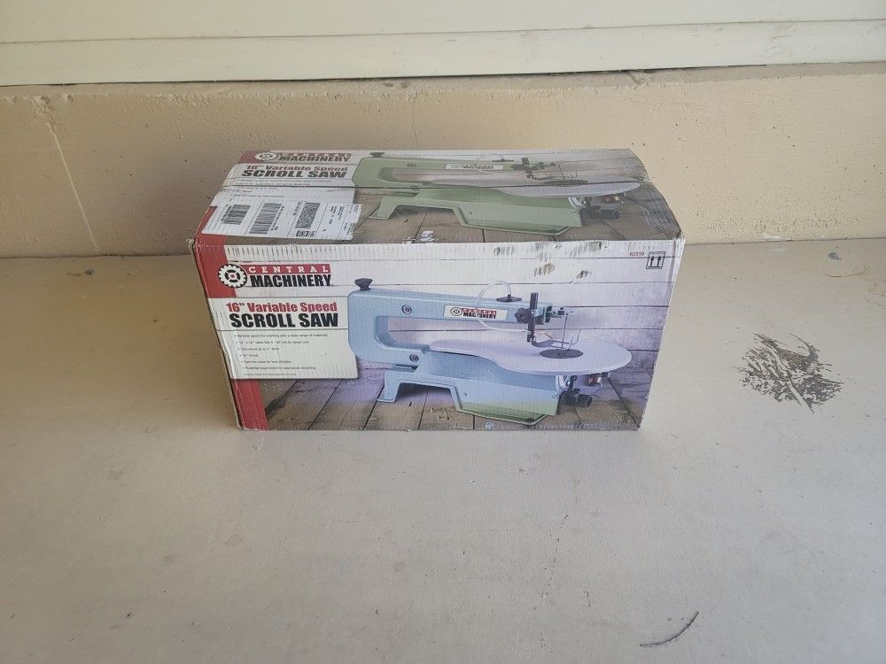16 in. Variable-Speed Scroll Saw - NEVER USED