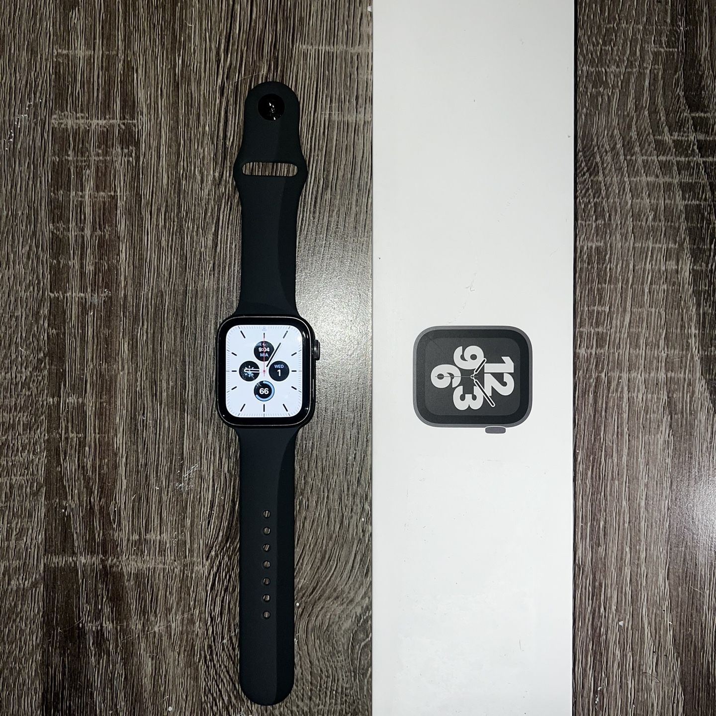 Apple Watch Series 5 - Wifi + Cellular LTE -  44’ M