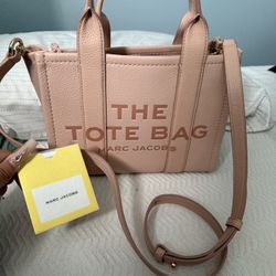 Marc Jacob’s Rose Leather Small Tote Bag 