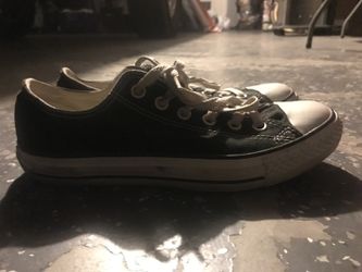 Women’s converse size 8