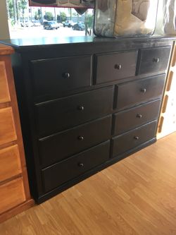 Pinewood Dresser 9 drawer