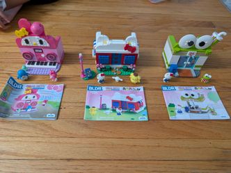 3 Hello Kitty and Friends building/ Lego sets