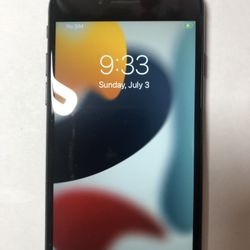 Apple iPhone 7 32GB Unlocked For Any Carrier!