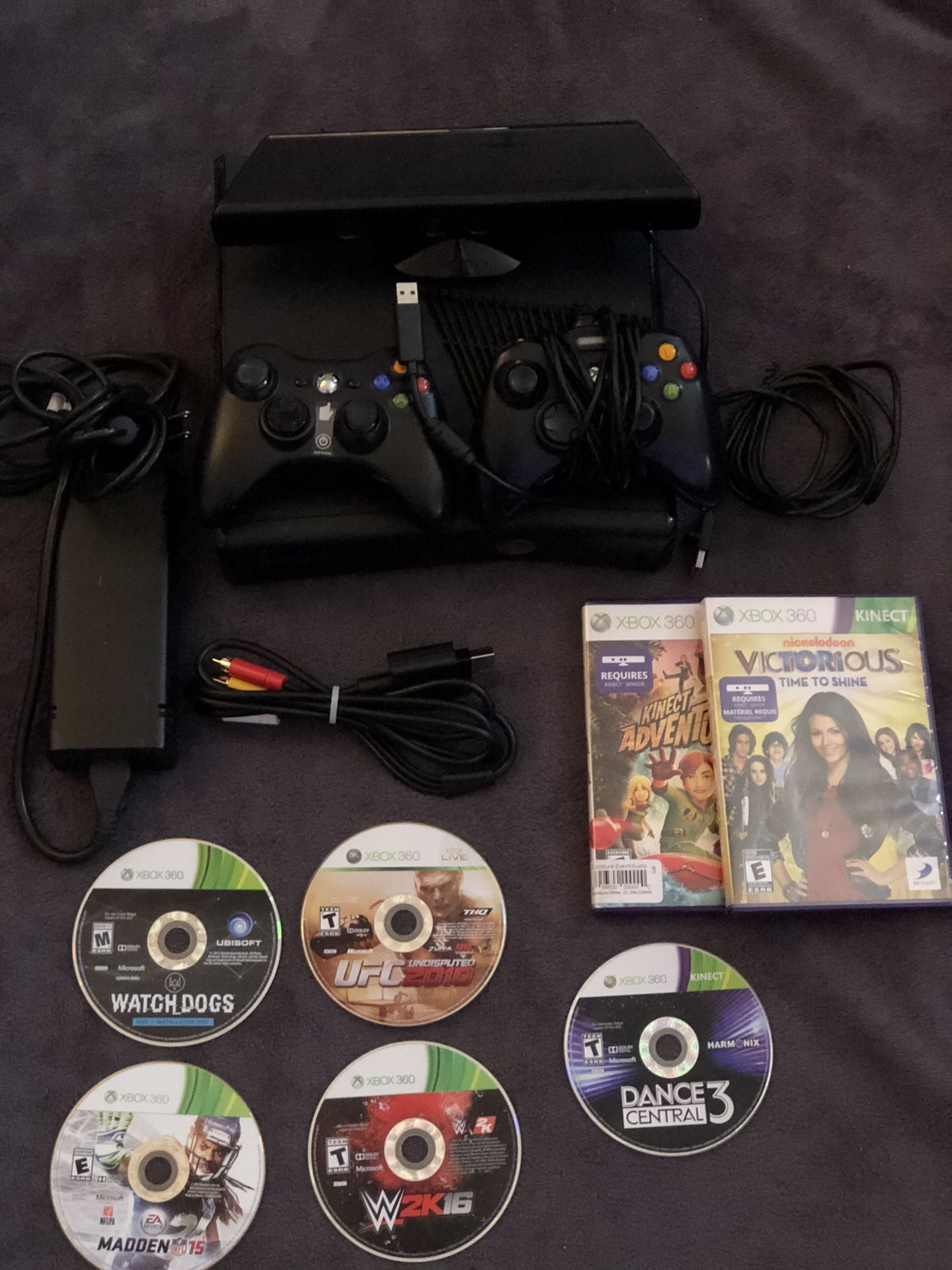 Black Xbox 360 Bundle