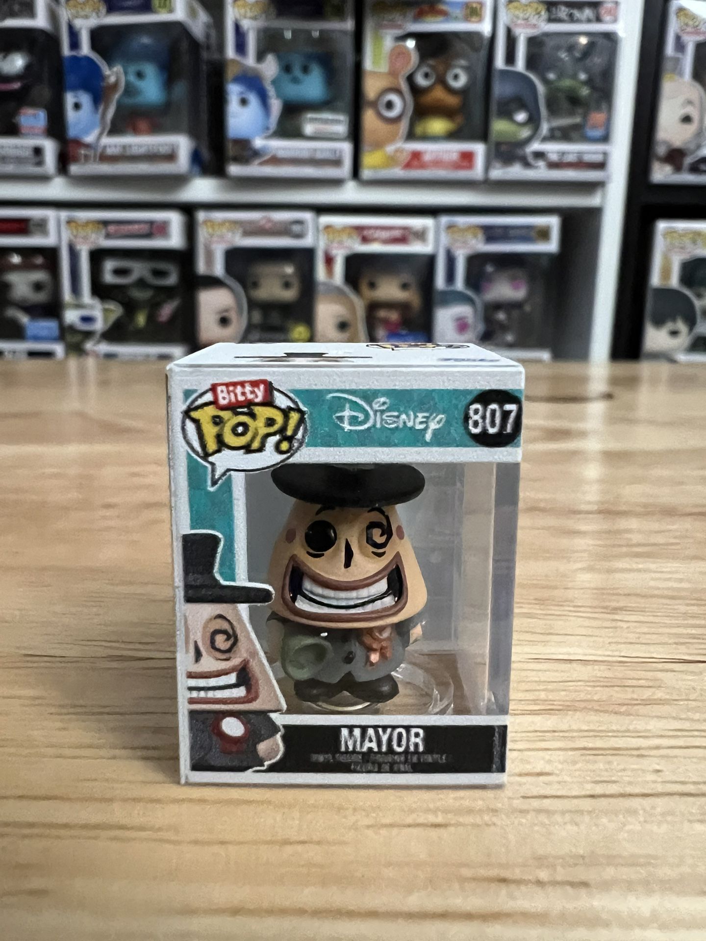 HYPER RARE CHASE BITTY Smiling Mayor 1-Inch Funko Pop #807 Disney Christmas NBC
