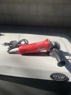 Milwaukee Grinder