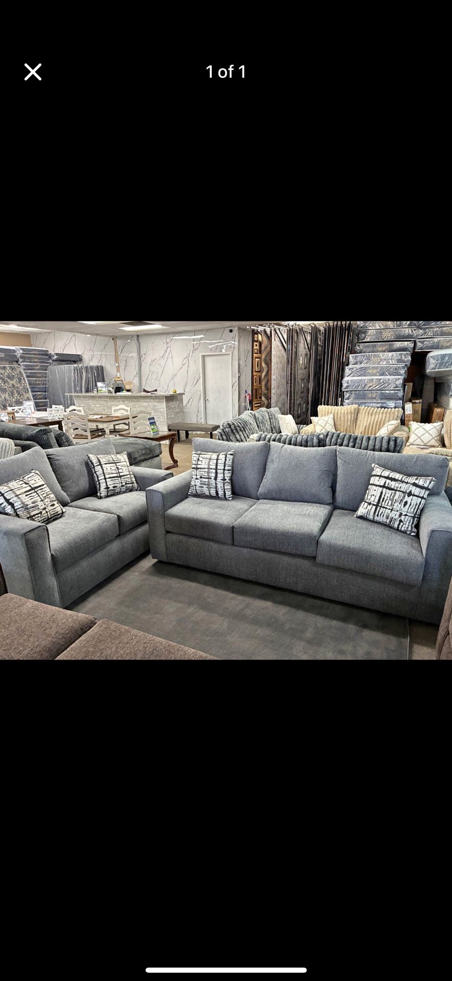 NEW GRAY SOFA & LOVESEAT / NUEVOS SILLONES COLOR GRIS