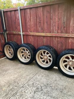 Ford F150 American Force 22” X 12.5” with Nitto Ridge Grapplers 35” X 12.5”