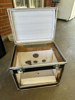 Caja para meter dj sonido