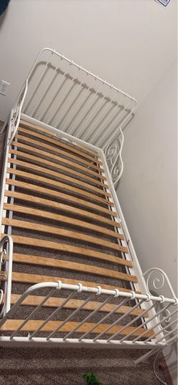 White Metal Twin Bed Frame with Slats