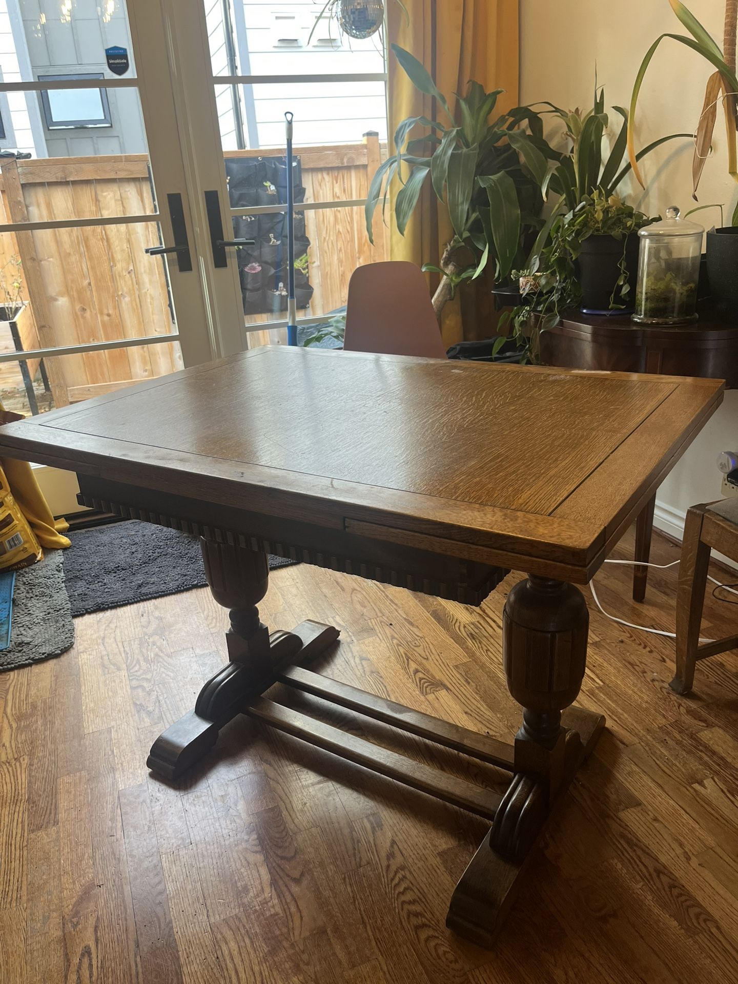 Oak Pub Table With 2 Chairs