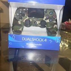 Green Camouflage PS4 Controller UNOPENED