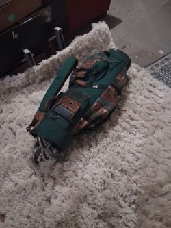 Used Golf bag With Golf Clubs.
