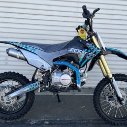 High Performance 125cc Dirt Bike 